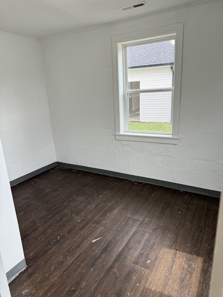 17 Hunt St - Photo 5 of 14