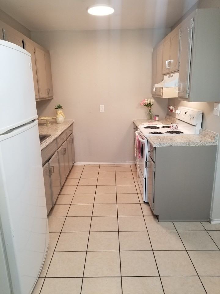 918 W Caffery Ave #2 - Photo 6 of 12