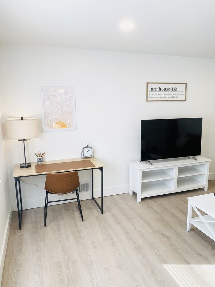 5040 Amy Dr #3 - Photo 5 of 15