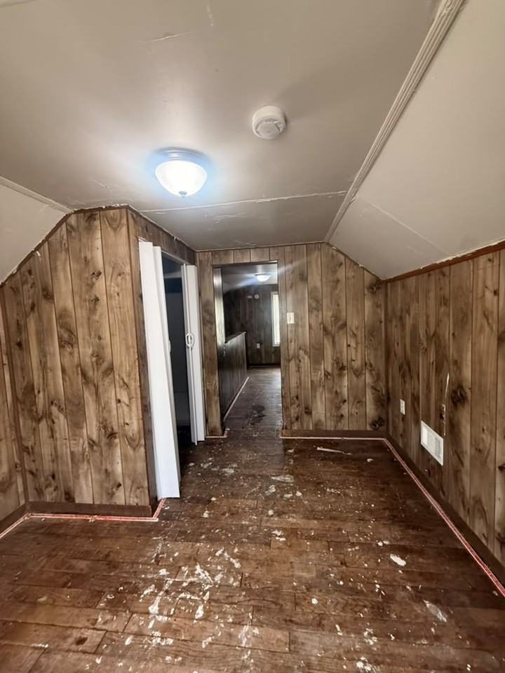 16068 Coram St - Photo 5 of 19