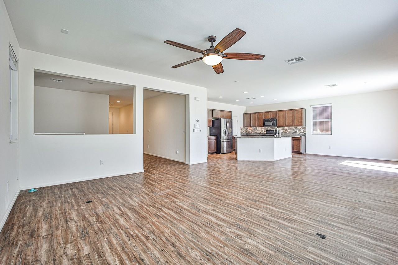 4409 Duck Harbor Ave - Photo 3 of 37