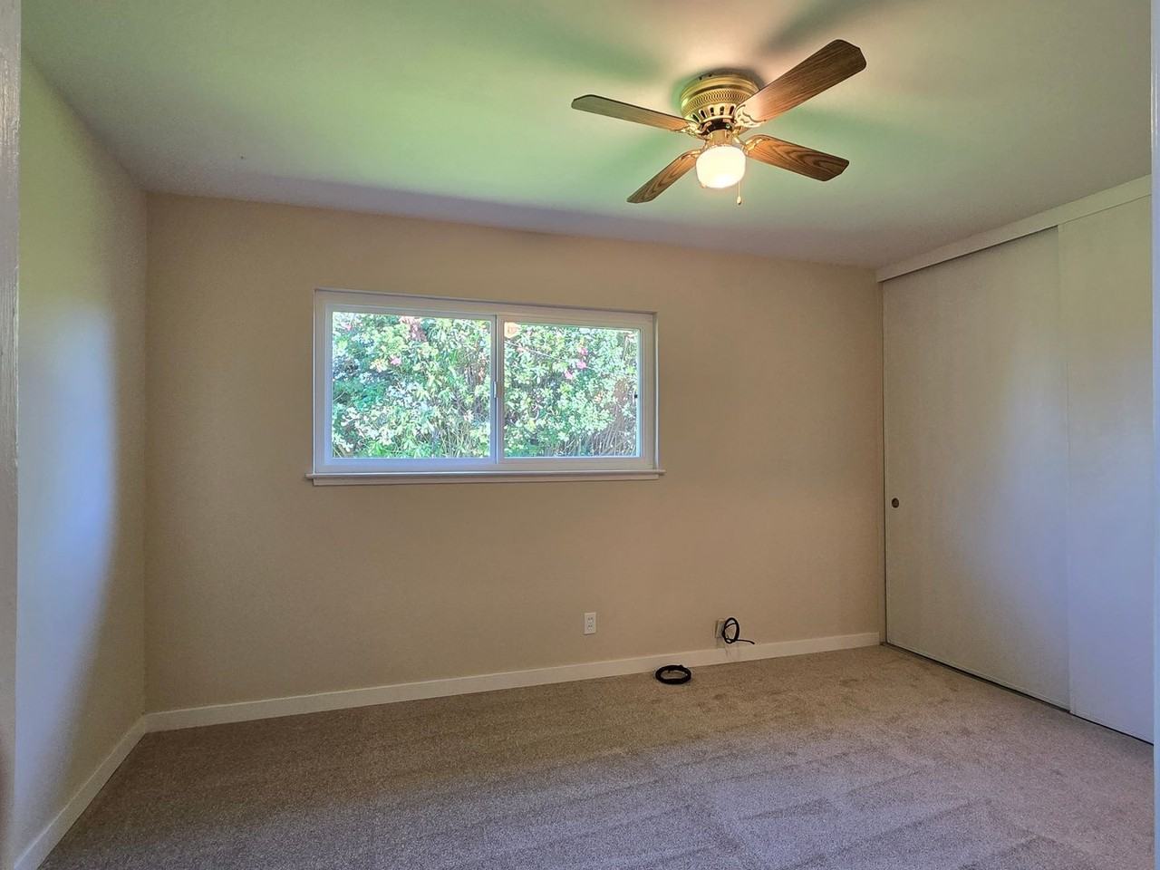 1668 Heron Ave - Photo 6 of 10