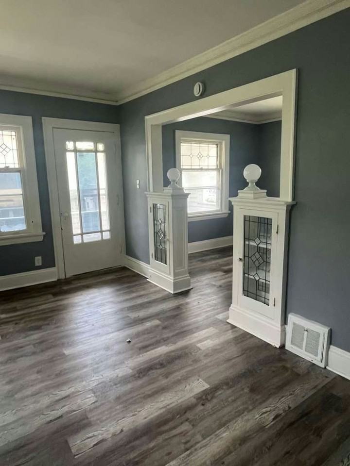 9101 Easton Ave #2 - Photo 6 of 10