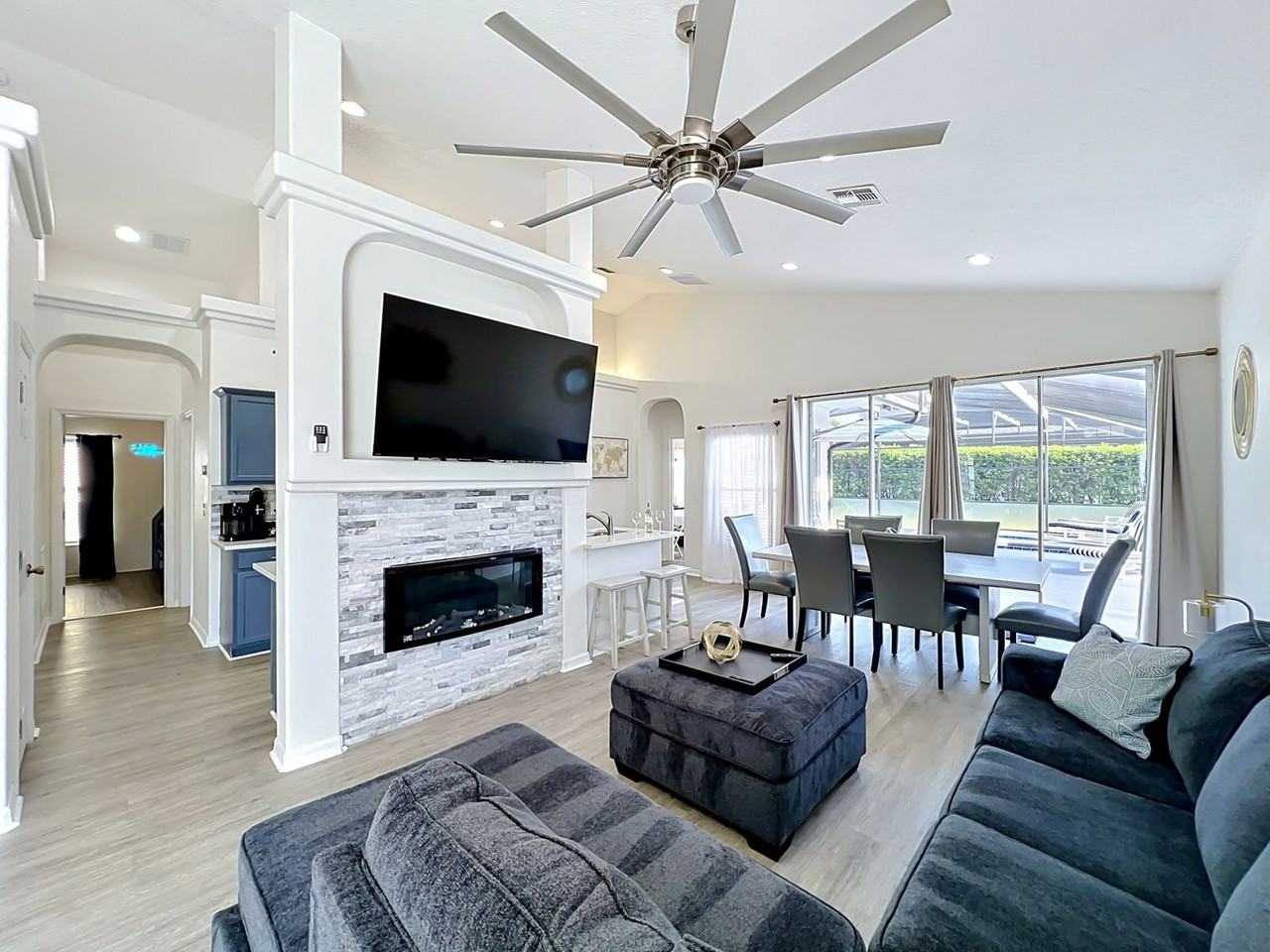 16739 Hidden Spring Dr #1628731P - Photo 4 of 50