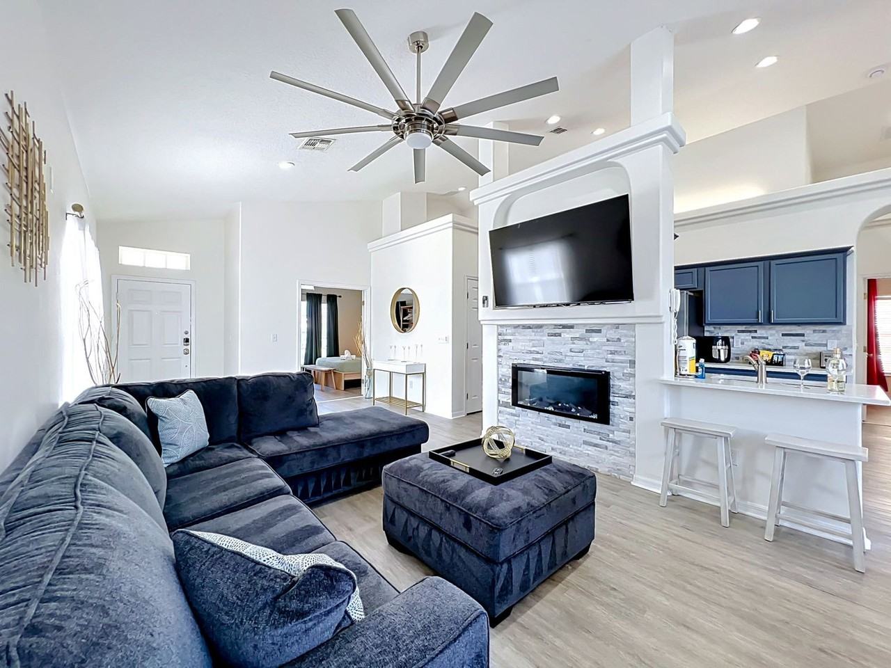 16739 Hidden Spring Dr #1628731P - Photo 5 of 50