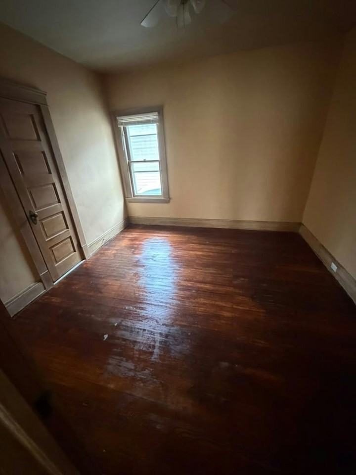 6925 Harvard Ave #1 - Photo 3 of 11