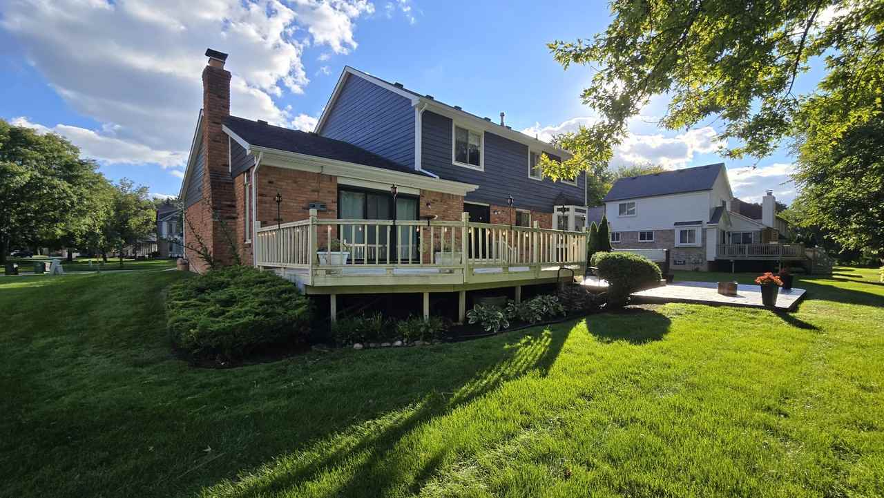 6583 Mountain Dr - Photo 3 of 27