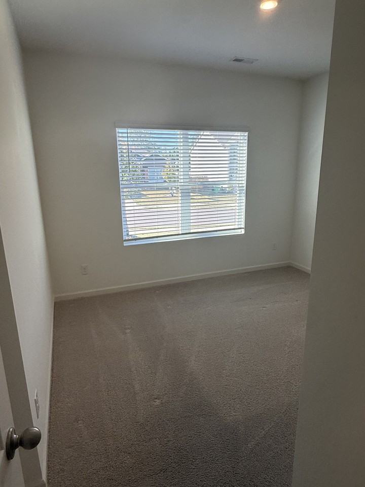 195 Archers Brook Dr - Photo 5 of 22