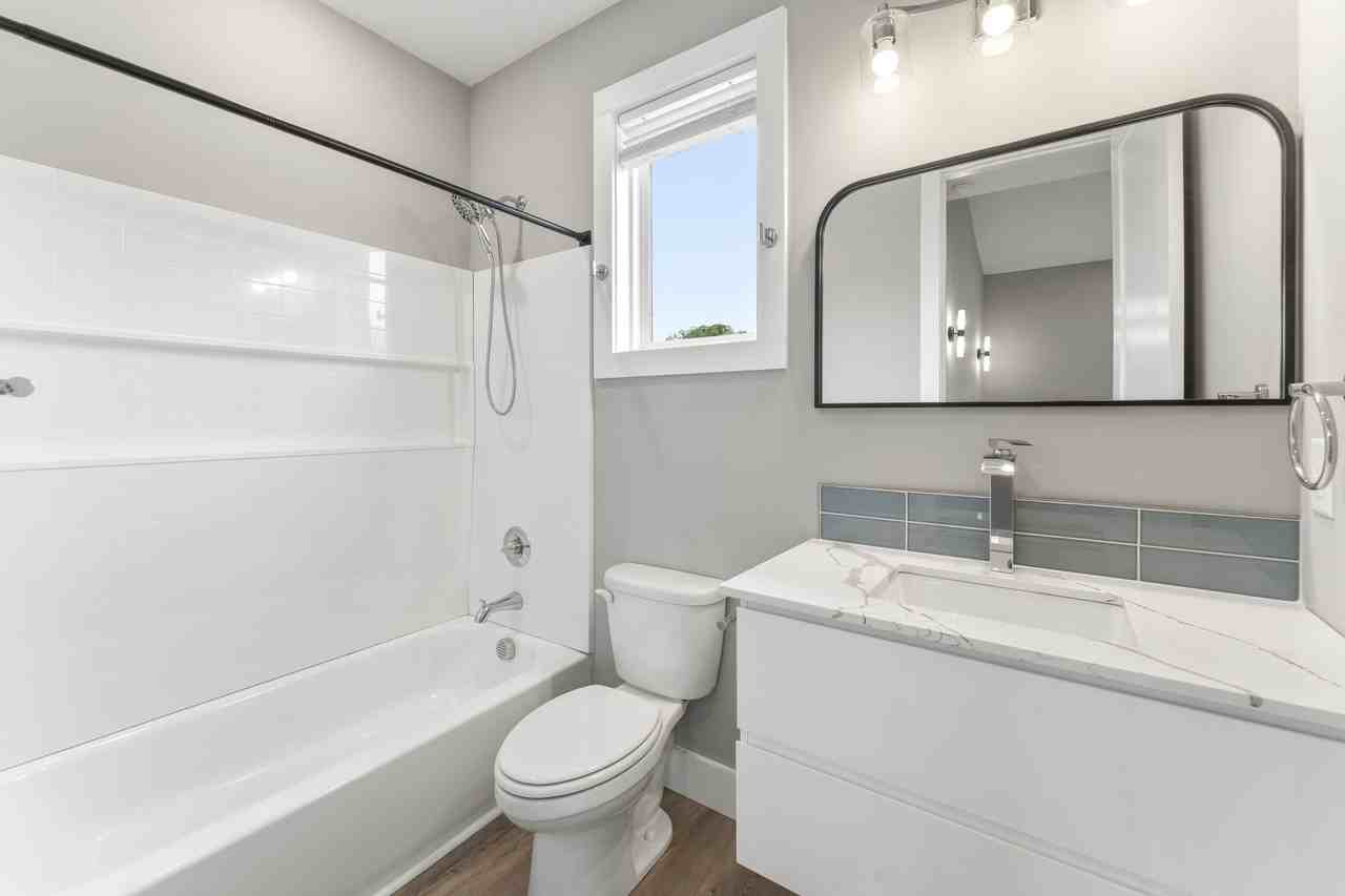 319 Wilkins St #D - Photo 2 of 6