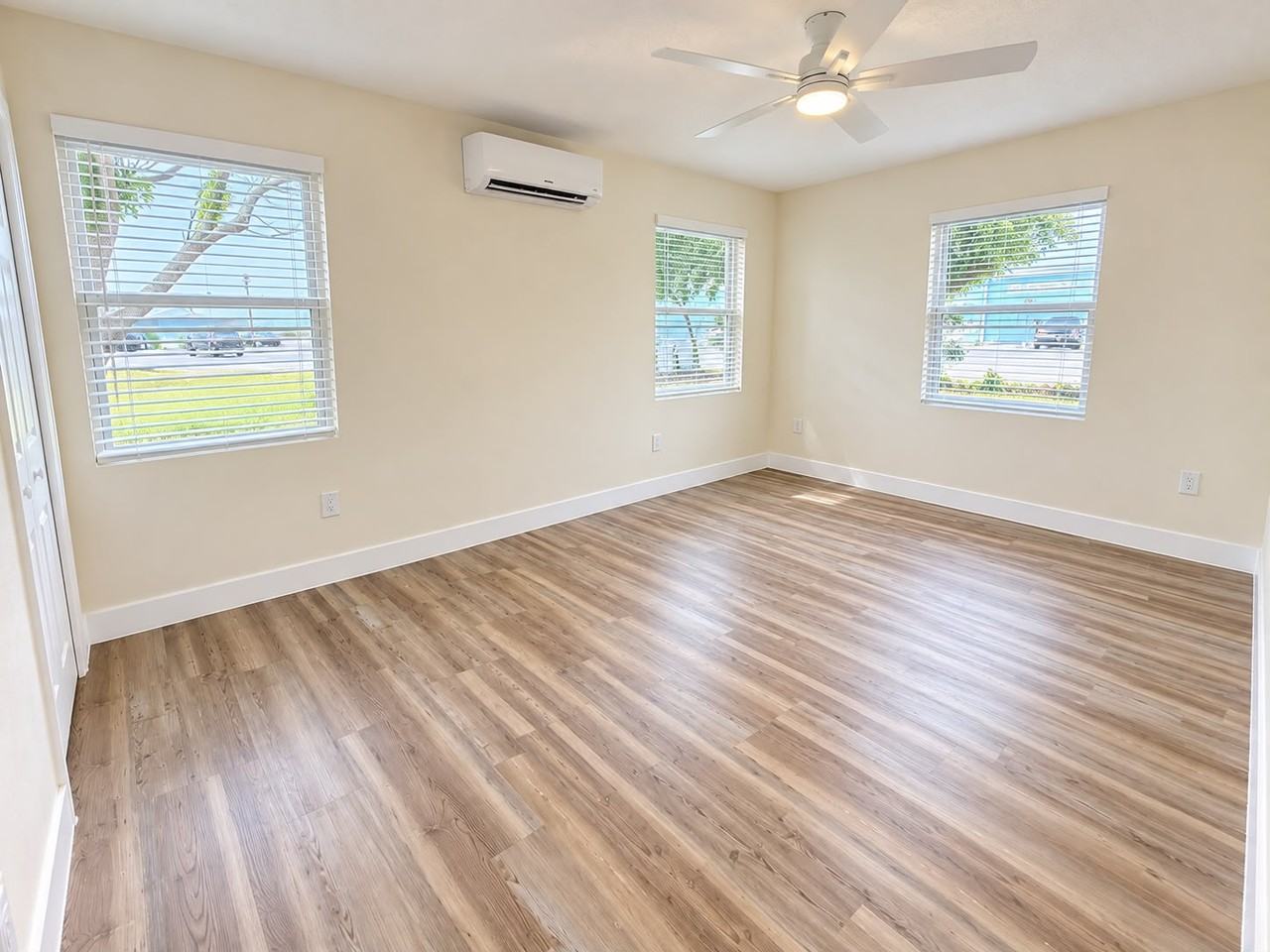 14200 E Parsley Dr #3 - Photo 3 of 6