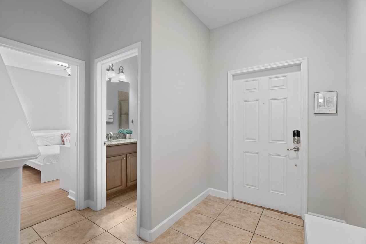 8953 California Palm Rd - Photo 6 of 38
