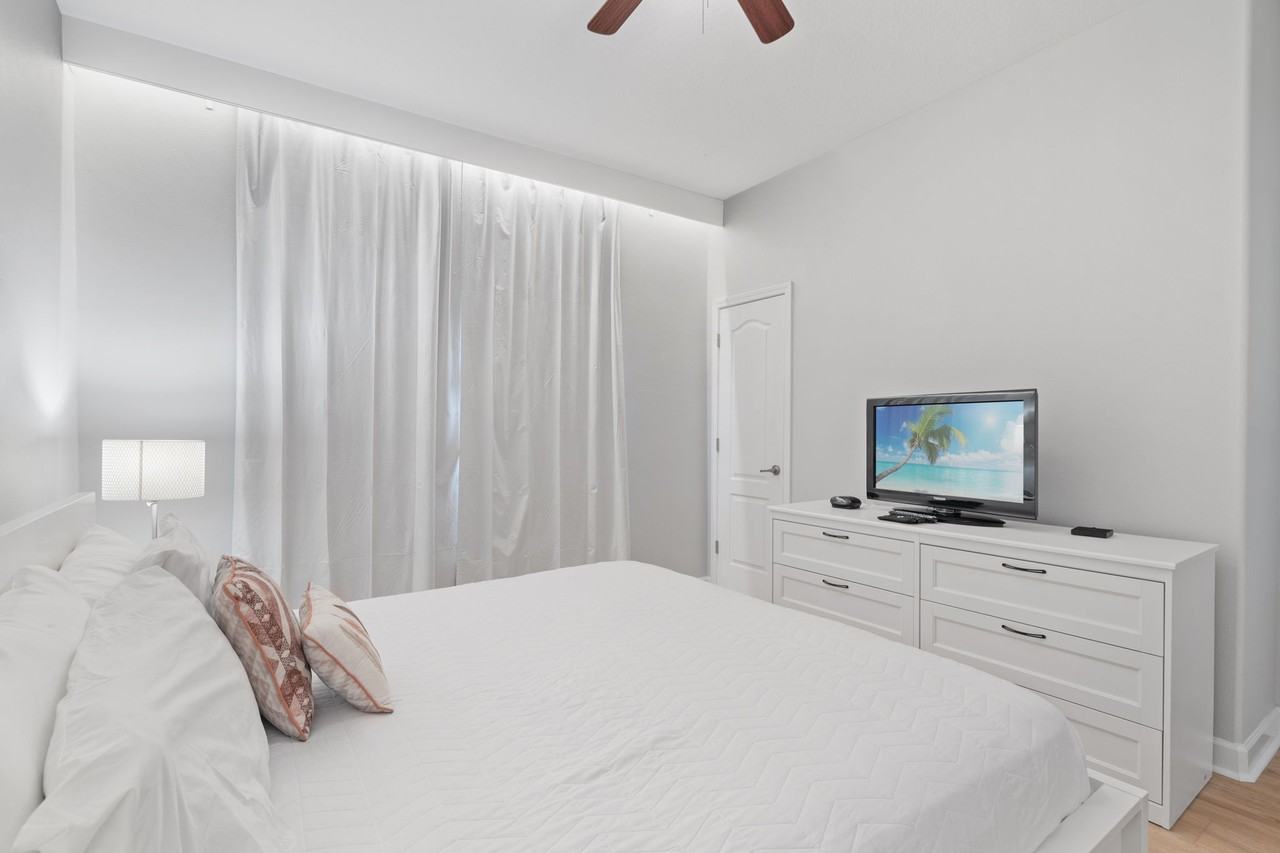 8953 California Palm Rd - Photo 7 of 38