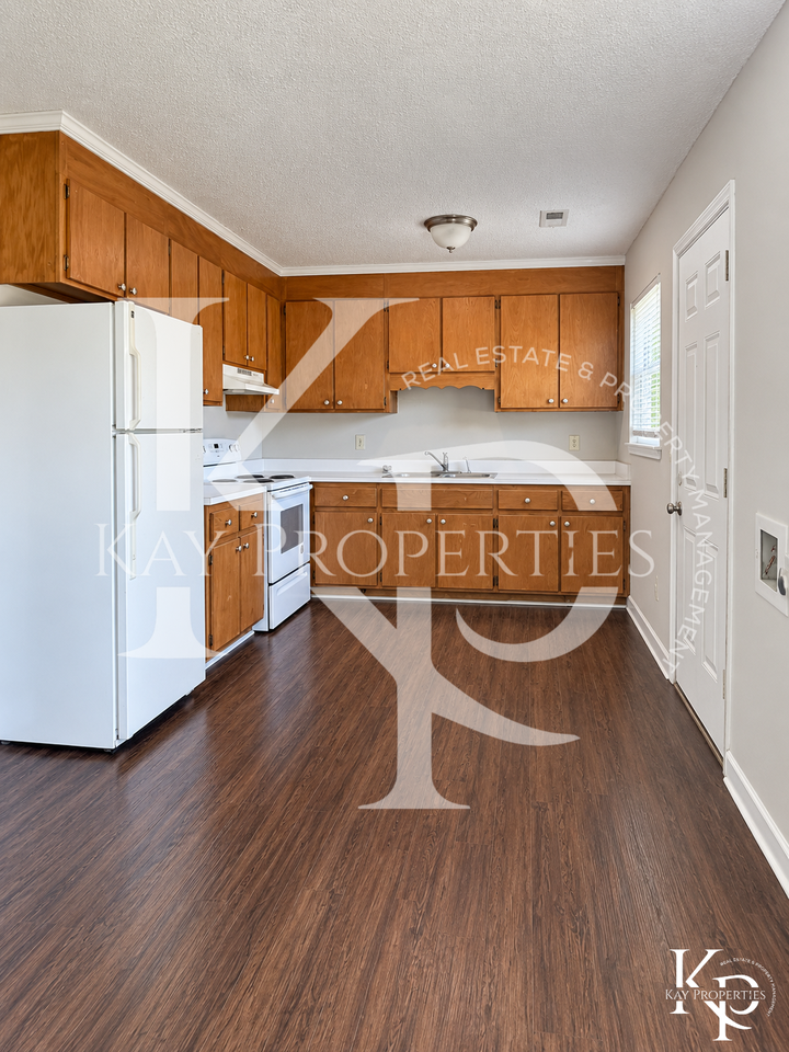 1326 Maple St #1326 - Photo 5 of 10