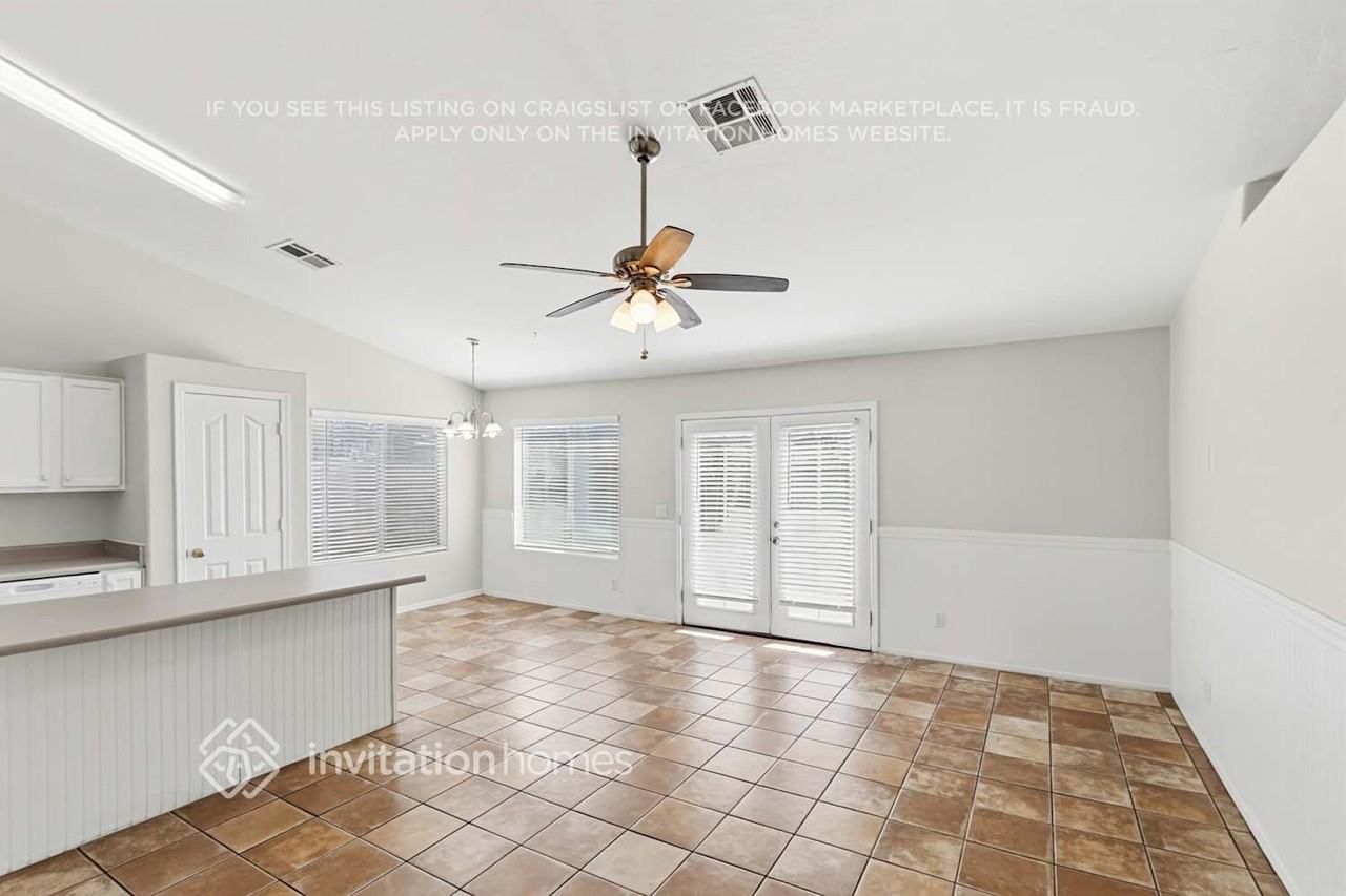 11337 E Roscoe Ave - Photo 6 of 19