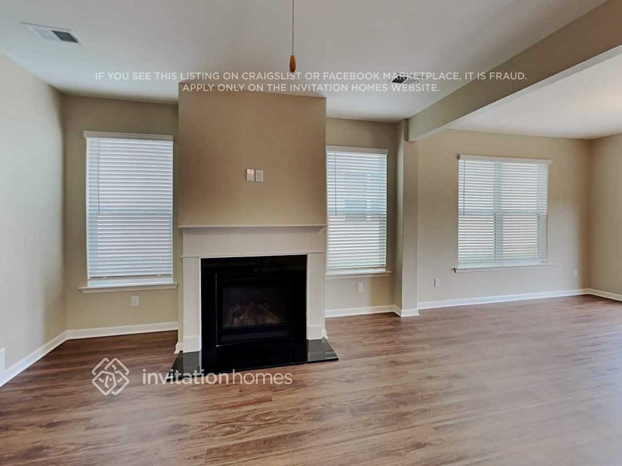 2909 Warwick Ct - Photo 4 of 19