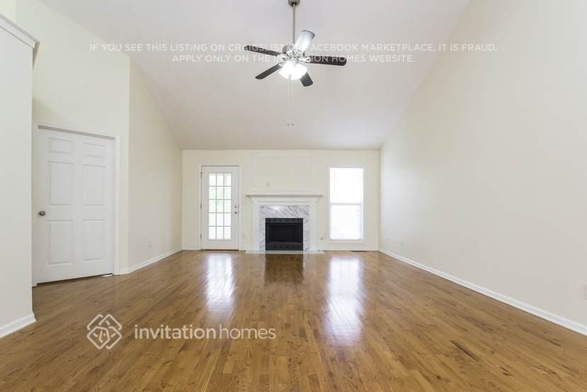 905 Rafington Dr - Photo 2 of 16