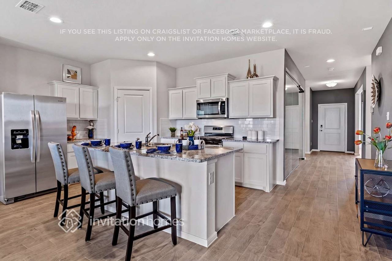 9744 Mcclane Farm Dr - Photo 2 of 6