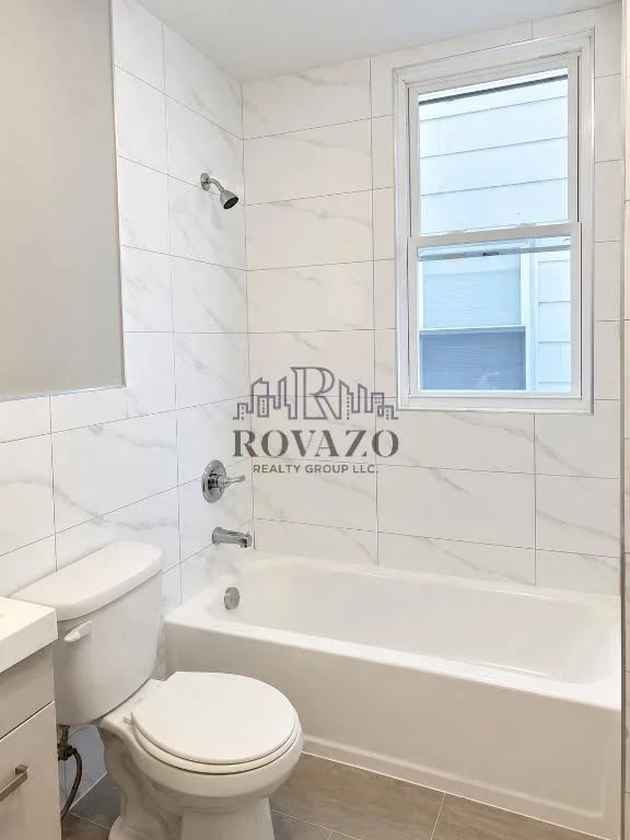 334 South 6th Street #1d - Photo 2 of 8