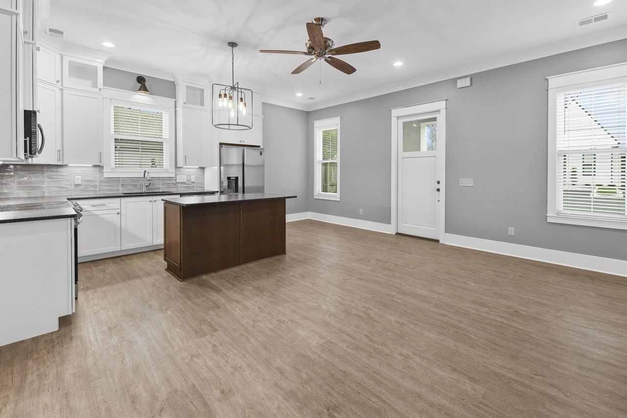 1704 Double Oak Trl - Photo 7 of 40