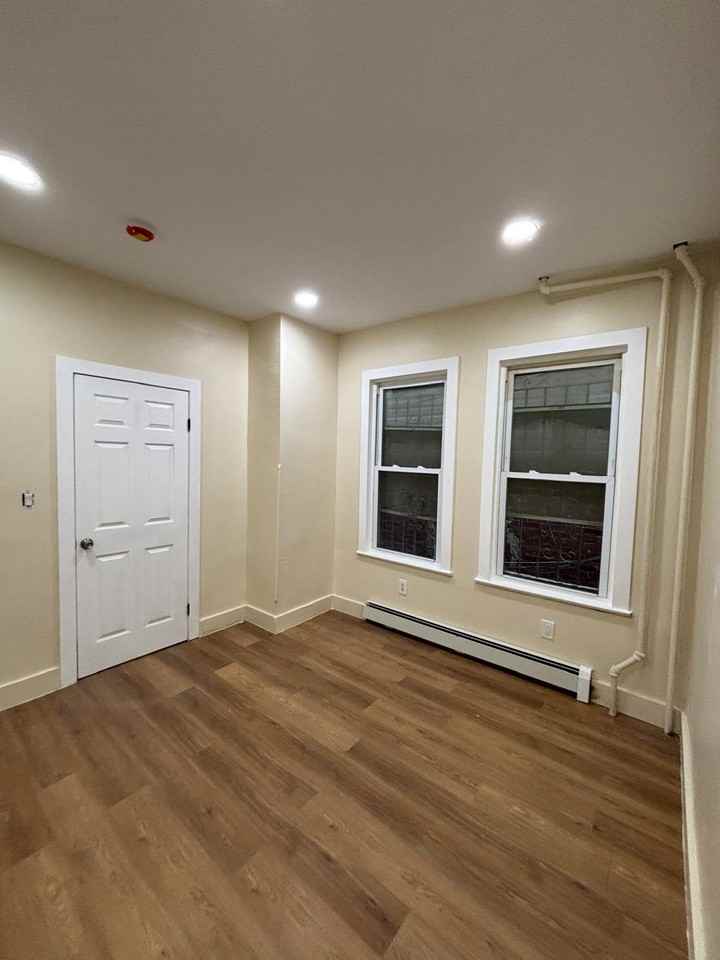 460 Livingston Street #1 - Photo 7 of 10