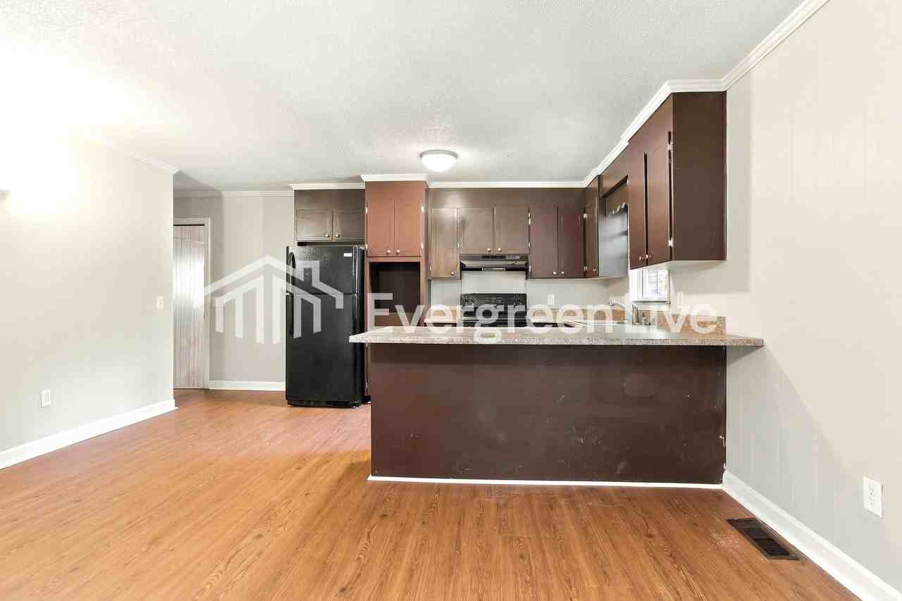 103 Martindale Dr - Photo 5 of 15