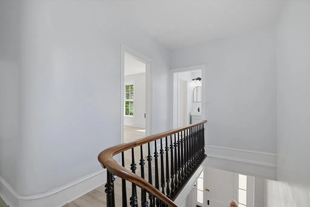 1316 Otter St - Photo 4 of 16