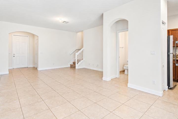 5089 Ellery Terrace - Photo 4 of 12