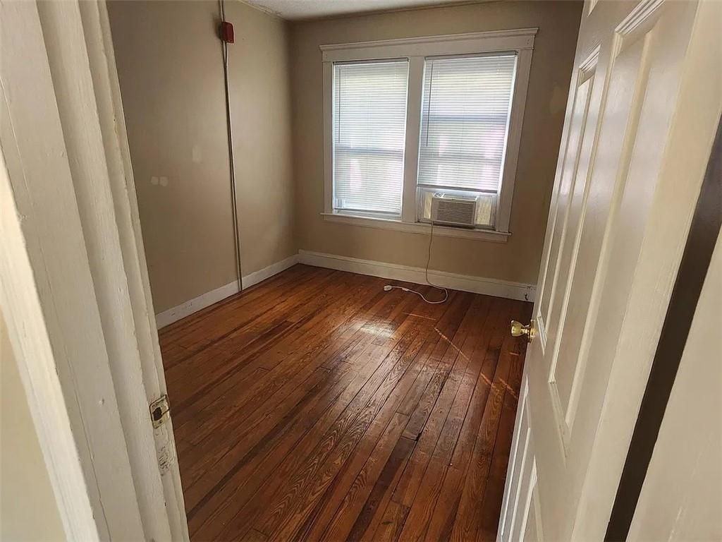 511 Broadway ##2 - Photo 2 of 10
