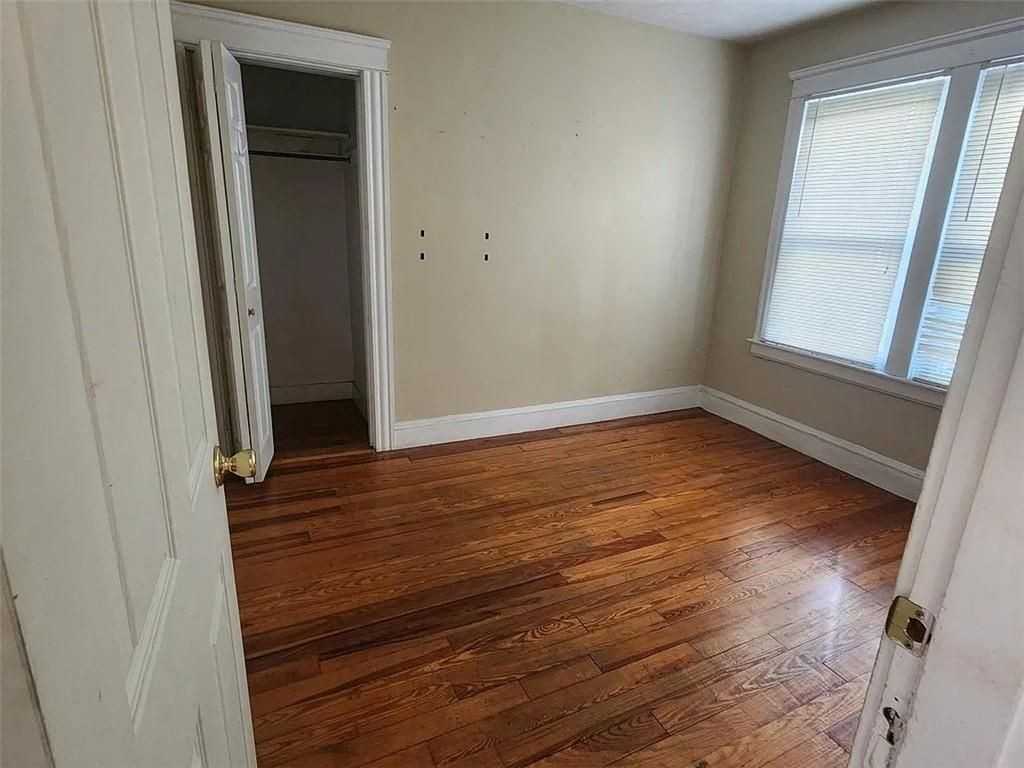 511 Broadway ##2 - Photo 7 of 10