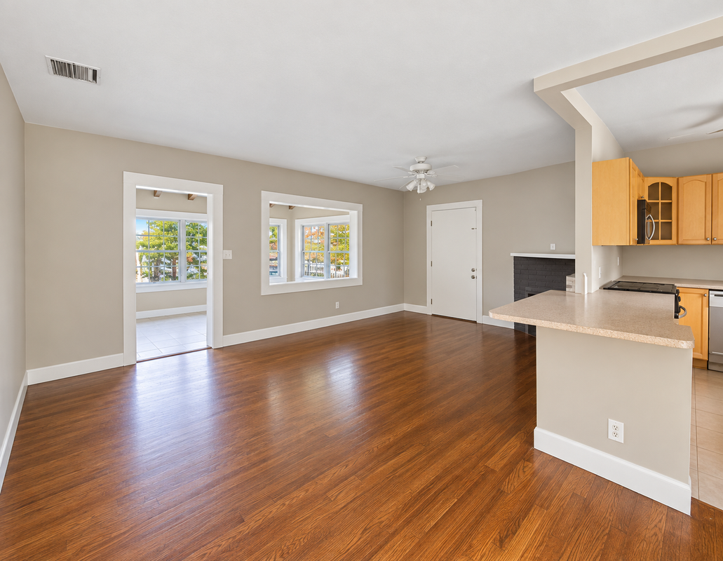 1001 Ne 33rd St - Photo 2 of 8