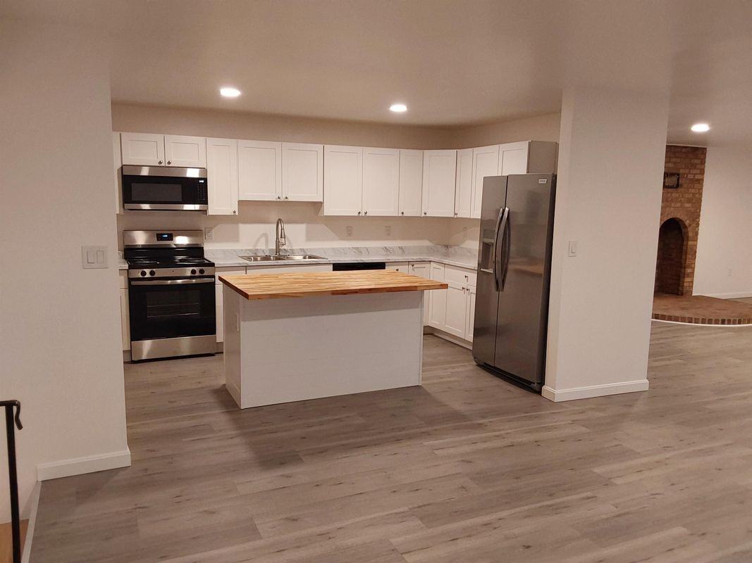 1578 Dover Rd - Photo 3 of 18