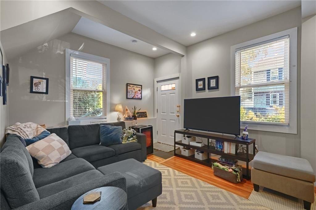 77 Garfield St ##1 - Photo 7 of 31
