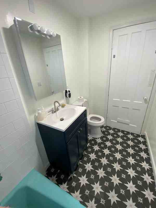 61 Collins Ave ##2 - Photo 7 of 12