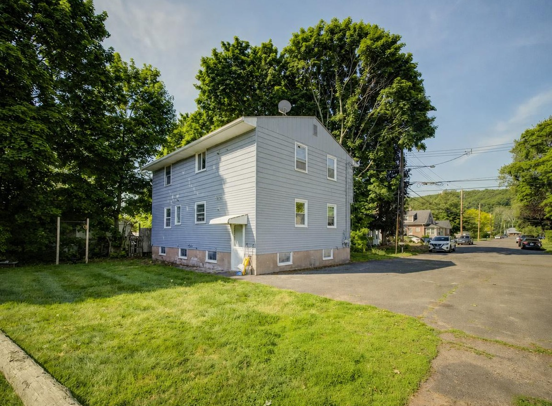 38 Mettler St ##B - Photo 2 of 13