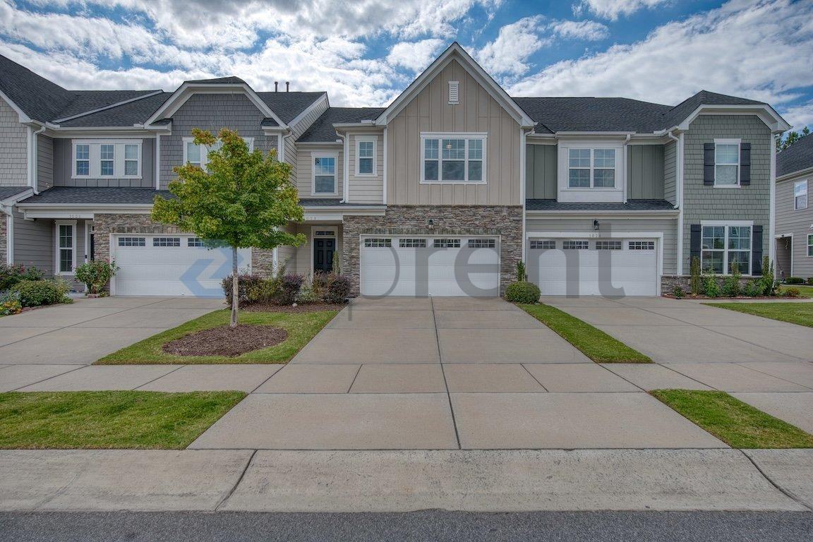 1028 Midvale Ave - Photo 2 of 36