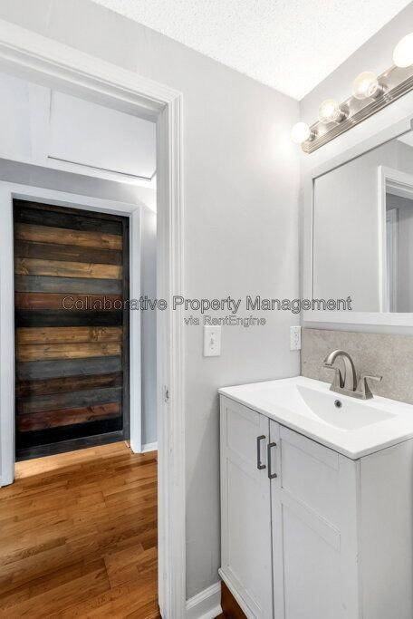 2025 Eppinger St - Photo 3 of 18