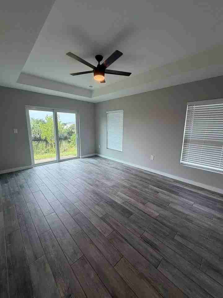 220 Ne-31 Terrace - Photo 6 of 17