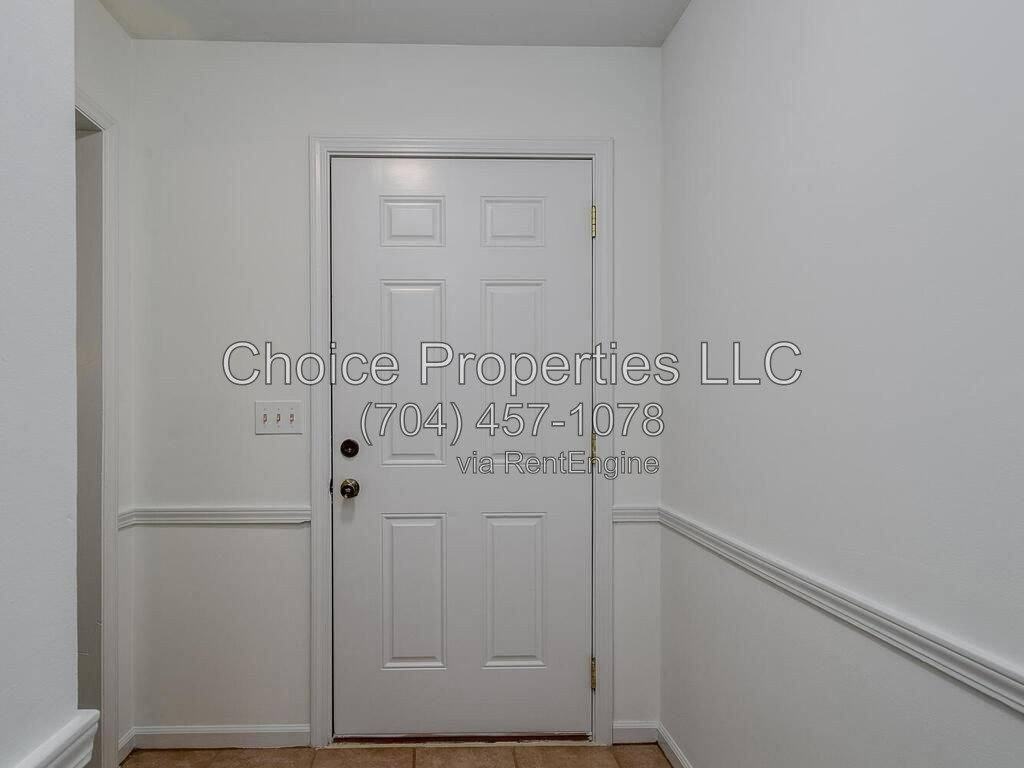 3617 Colony Crossing Dr - Photo 3 of 20
