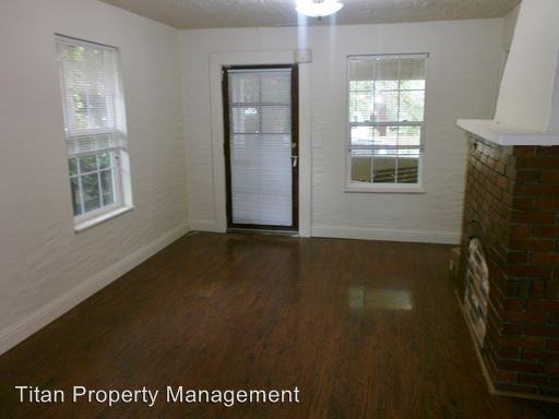 208 Willow Ave - Photo 3 of 14