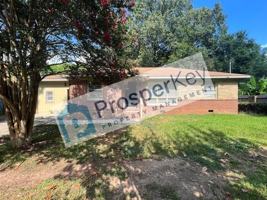 featured image of 2440 Diane Ave