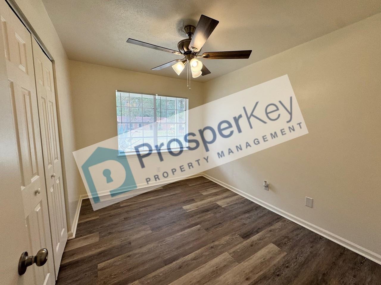 3660 Stratford Dr - Photo 6 of 15