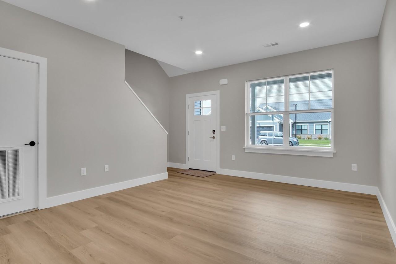 Penn Station Townhomes - Photo 3 of 50