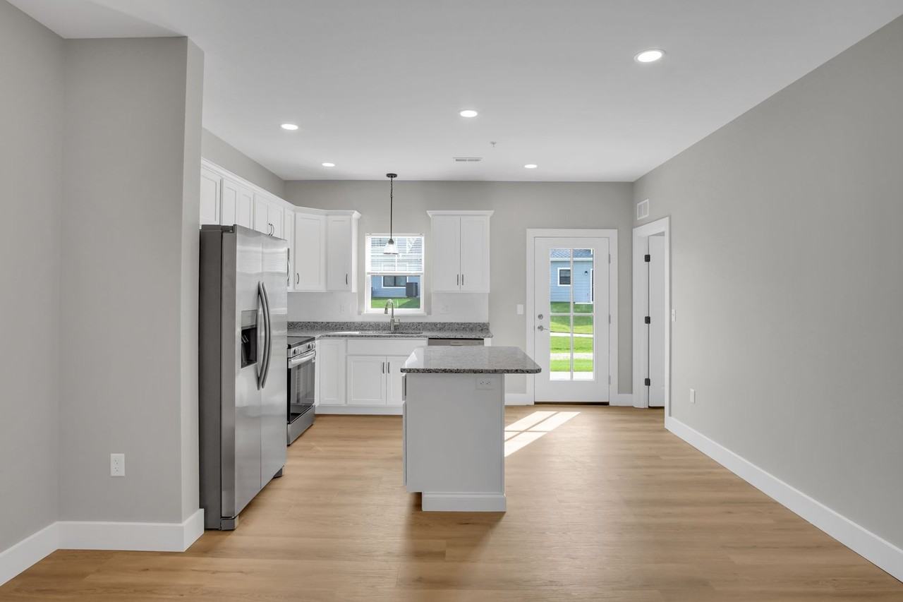 Penn Station Townhomes - Photo 4 of 50