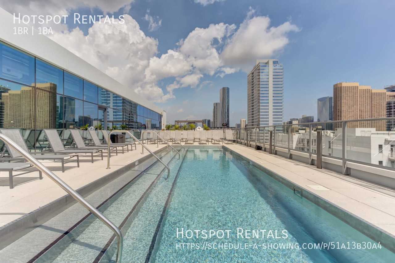 808 W Van Buren St #1116