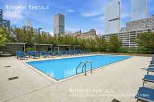 360 W Hubbard St - Photo 1 of 1
