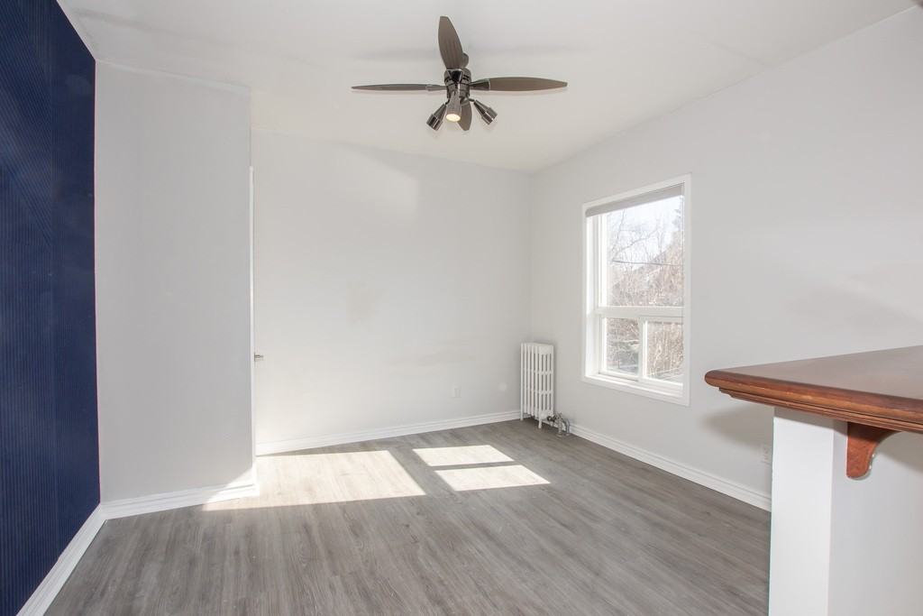 87 Barnesdale Blvd - Photo 4 of 14