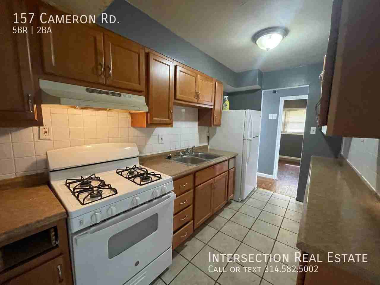 157 Cameron Rd - Photo 5 of 16