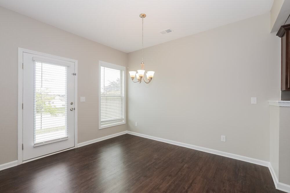 3396 Baylor Cir - Photo 6 of 18
