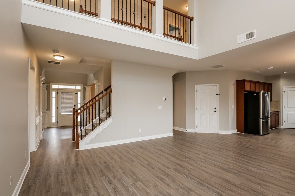 1100 Crescent Ridge Dr #3 - Photo 6 of 18