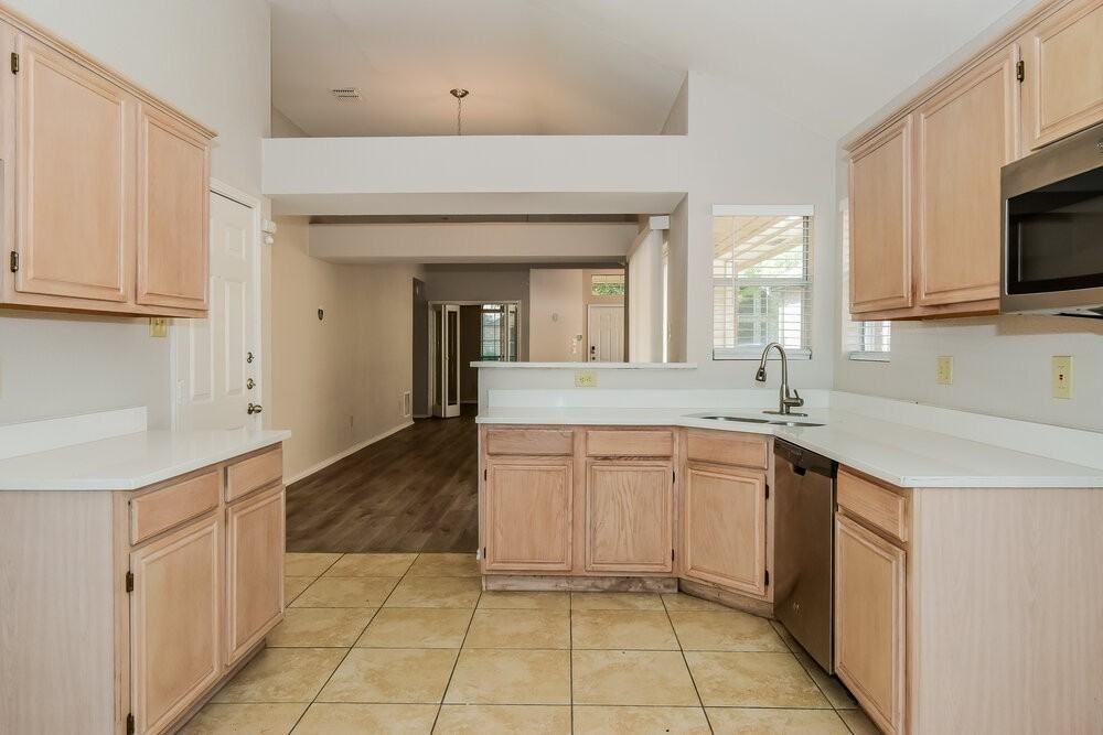 3107 Sara Dr - Photo 7 of 16